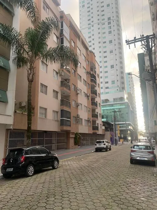 Apto A 3 Min A Pe Da Praia Balneario Camboriu 0*,